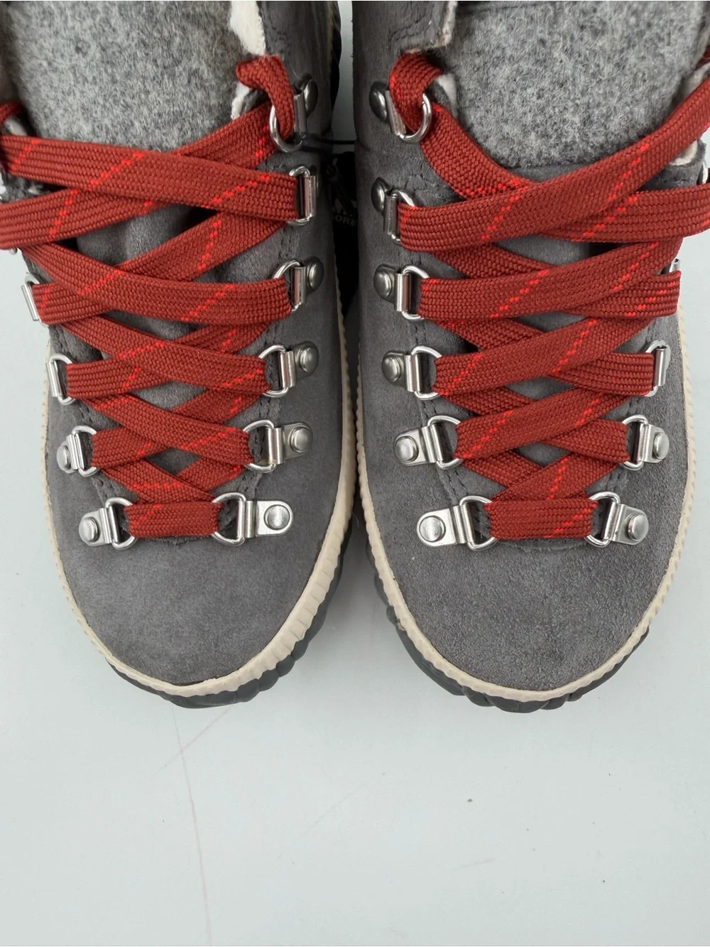 Sorel Women’s Out N About Plus Conquest -SZ 6- Grey Suede Winter Snow Boots